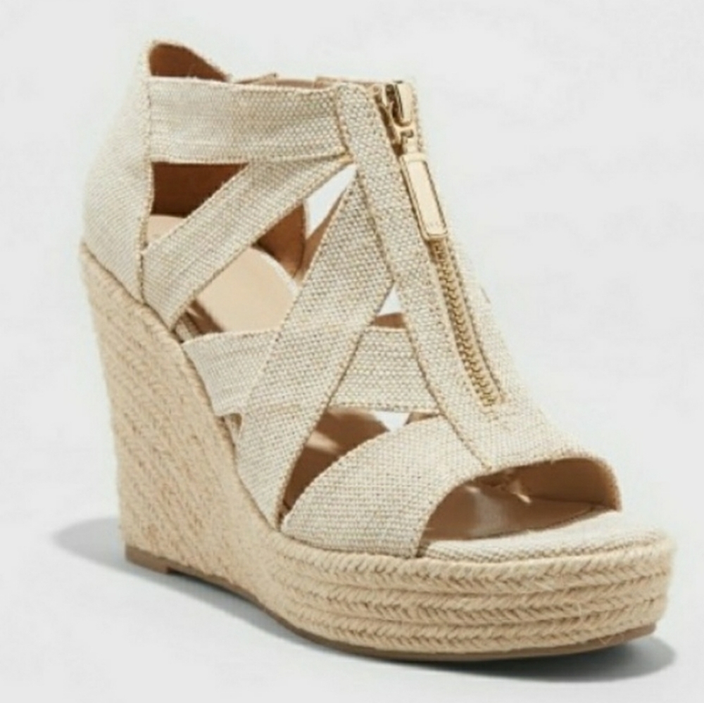 Cream wedge heels